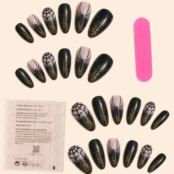 ๐
Press on Nails ๐
- Picture 3 of 7